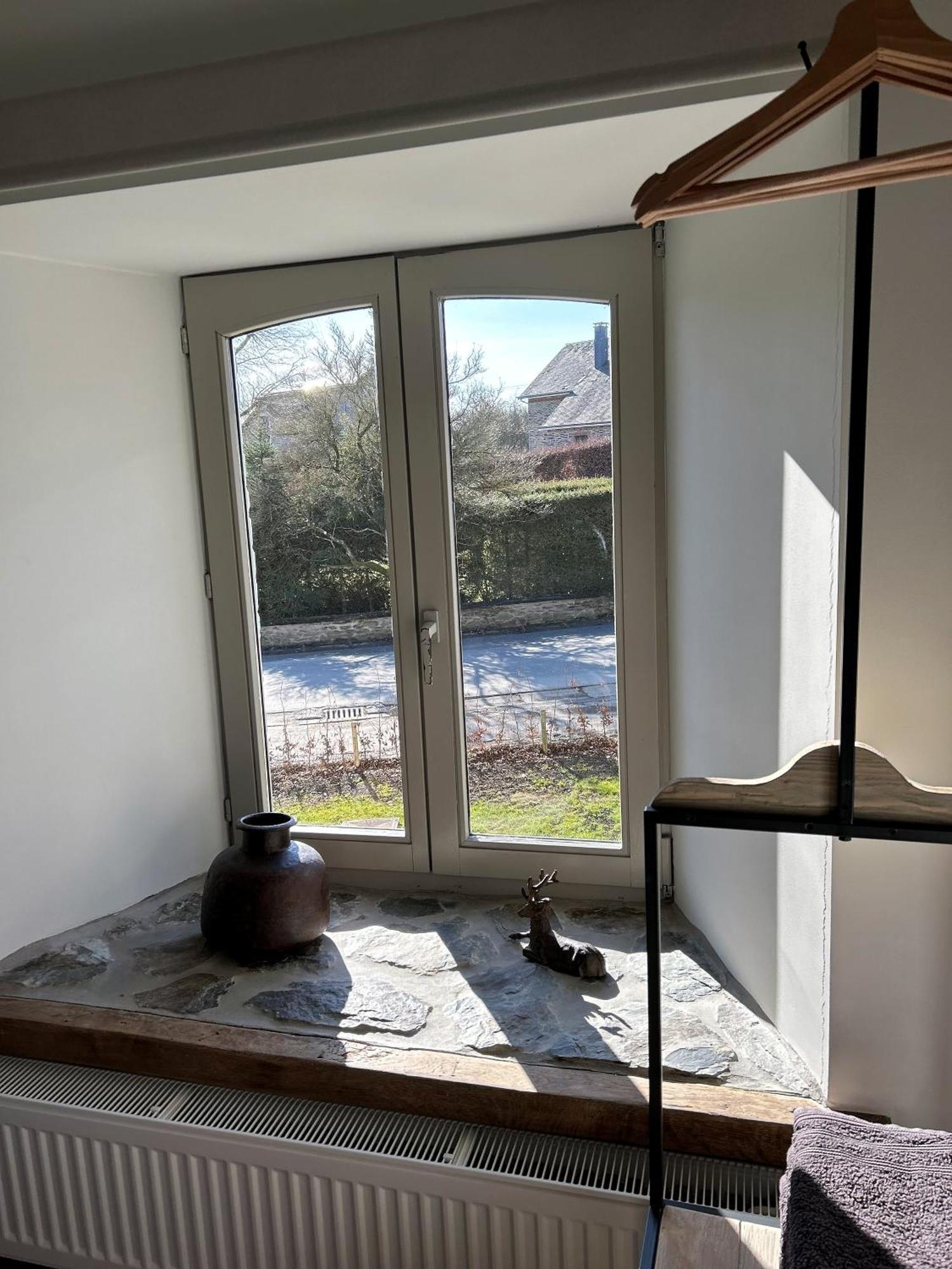 B&B Le Nid D'Hirondelle Houffalize Kültér fotó